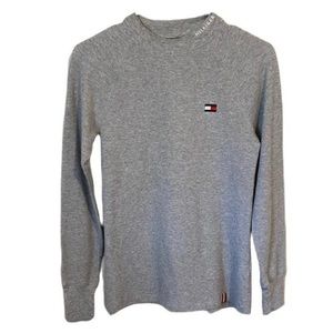 Tommy Hilfiger Women's Gray Sweater. Size M. Excellent Conditions.